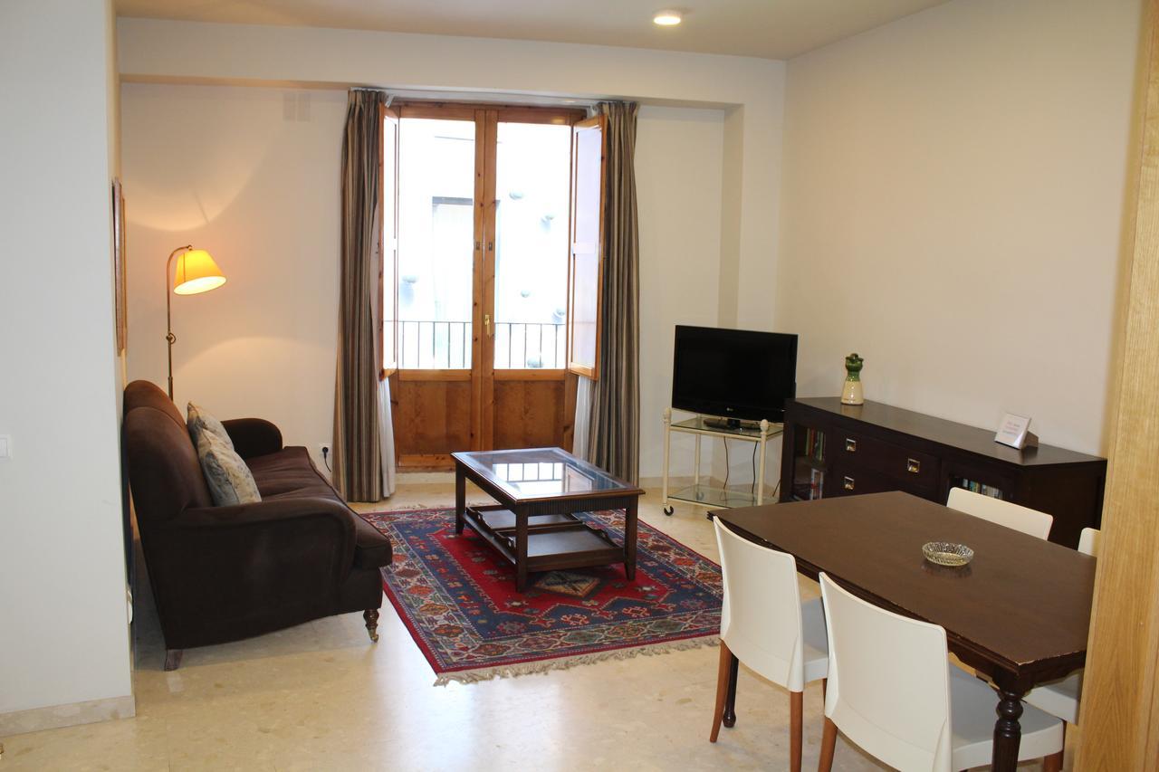 Apartaments St. Jordi Comtal Barcelona Luaran gambar